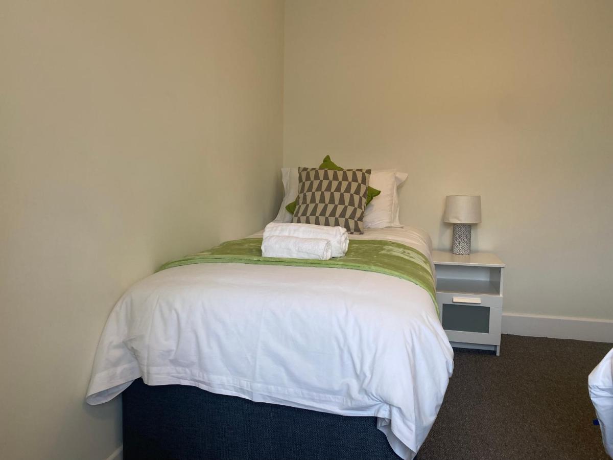 Gladstone Apartments By Bluebell Rooms Southampton Esterno foto
