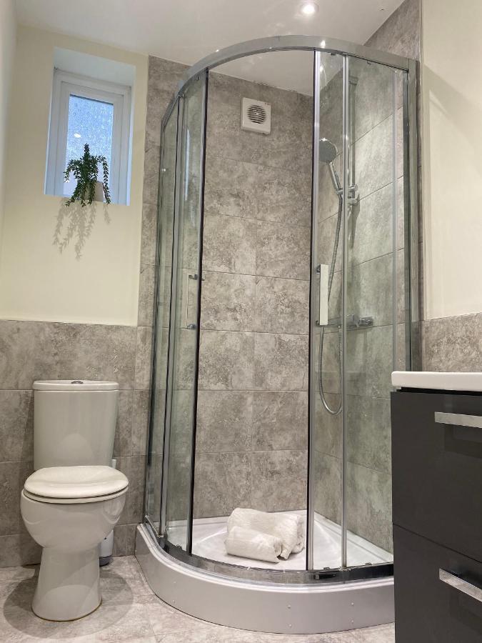 Gladstone Apartments By Bluebell Rooms Southampton Esterno foto